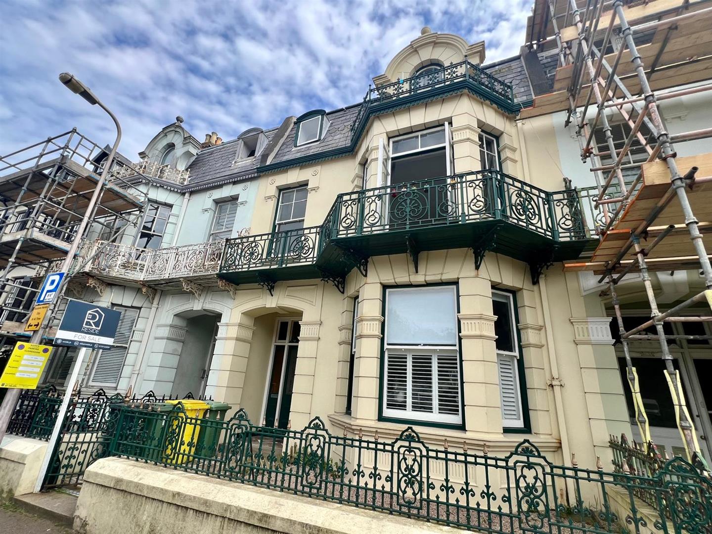 Flat 2, 23 Peirson Road, St Helier